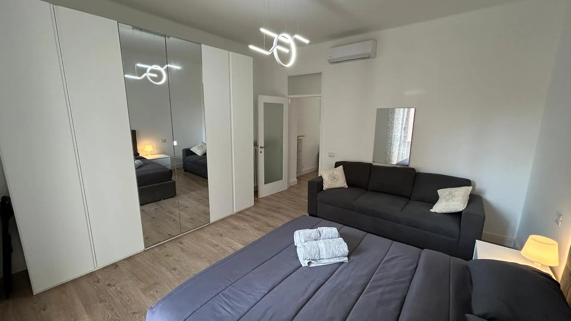 Suite Ai Piedi Di Citta Alta Bergamo Apartment