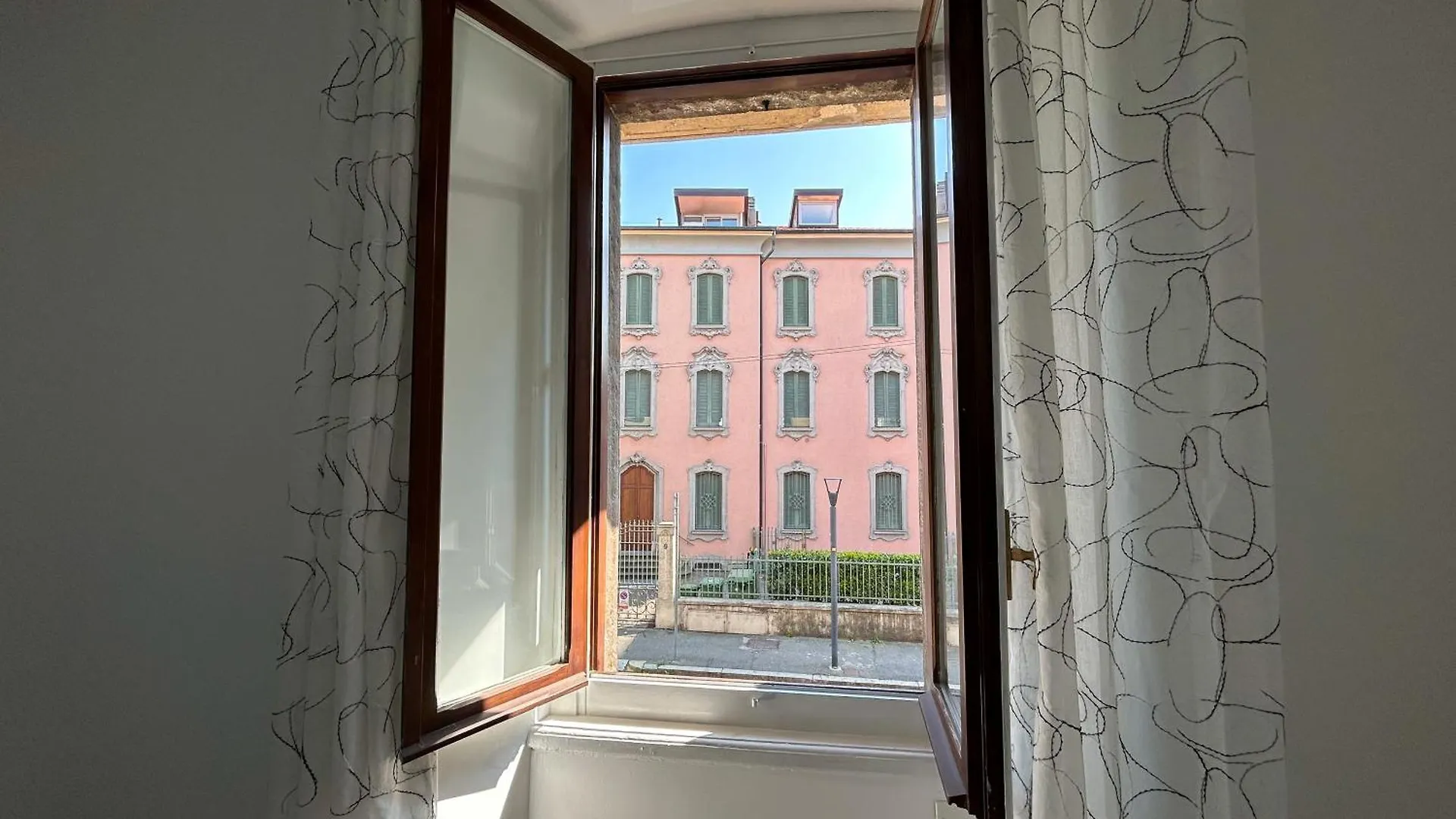 Suite Ai Piedi Di Citta Alta Bergamo Italy
