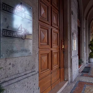 Konukevi 43, Bergamo
