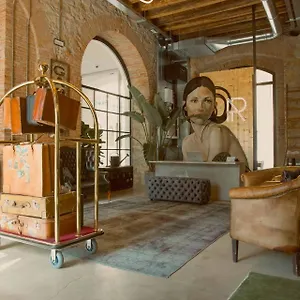 Ar Suites&art Hotel